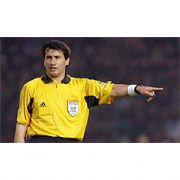 DERBİ NİN HAKEMİ İSMET ARZUMAN